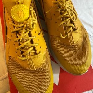 Nike Air Huarache Run Ultra GS